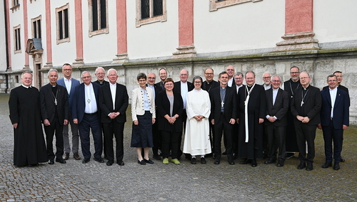 Bischofskonferenz und Ordensspitzen im Gespräch